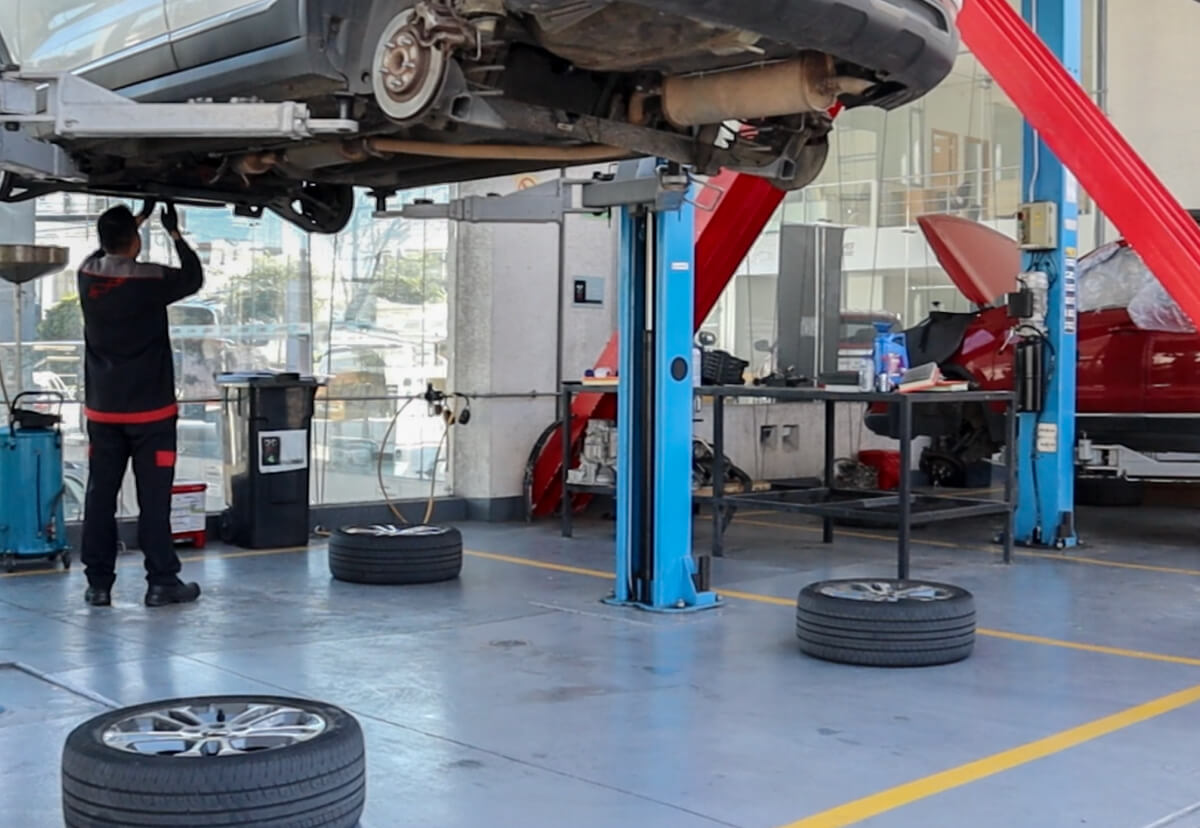 Lleva tu auto a talleres antes de viajar