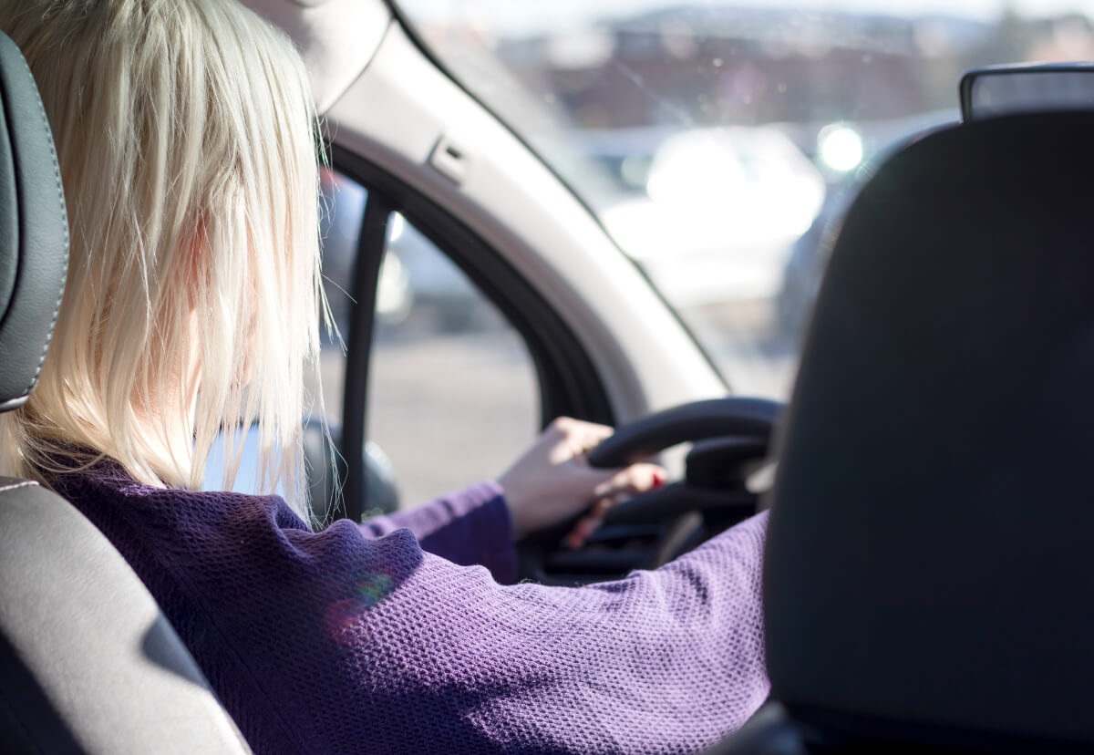 Consejos de seguridad para conducir en carreteras